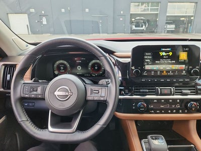 2025 Nissan Pathfinder Platinum