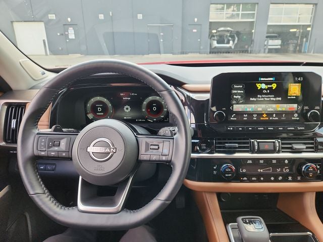 2025 Nissan Pathfinder Platinum