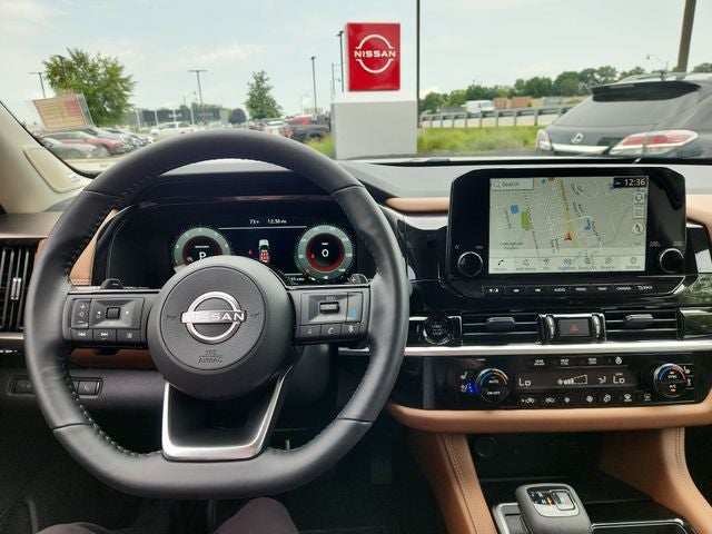 2025 Nissan Pathfinder Platinum