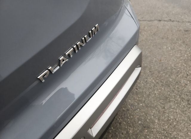 2025 Nissan Pathfinder Platinum