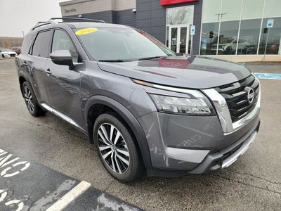 2025 Nissan Pathfinder Platinum