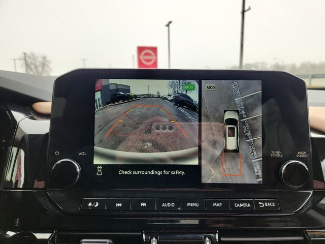 2025 Nissan Pathfinder Platinum