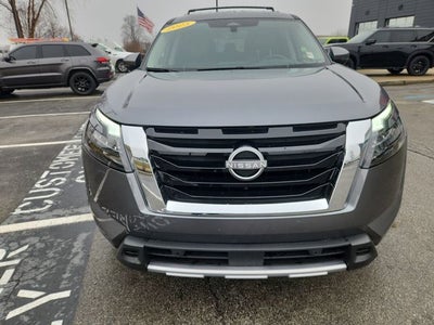2025 Nissan Pathfinder Platinum