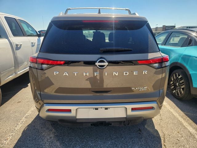 2025 Nissan Pathfinder Platinum