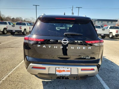 2025 Nissan Pathfinder Platinum