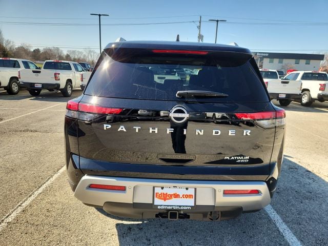 2025 Nissan Pathfinder Platinum