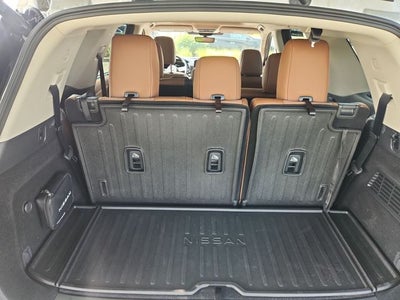 2025 Nissan Pathfinder Platinum
