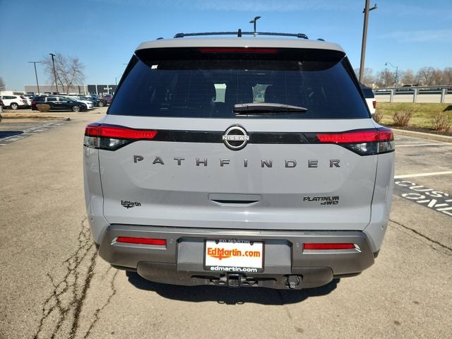 2026 Nissan Pathfinder Platinum