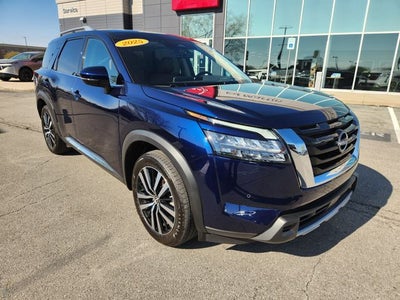 2025 Nissan Pathfinder Platinum