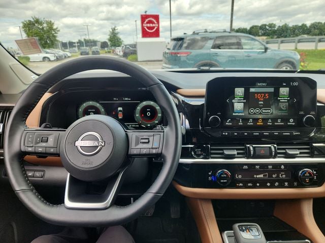 2025 Nissan Pathfinder Platinum