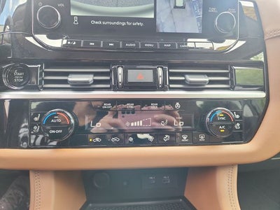 2025 Nissan Pathfinder Platinum
