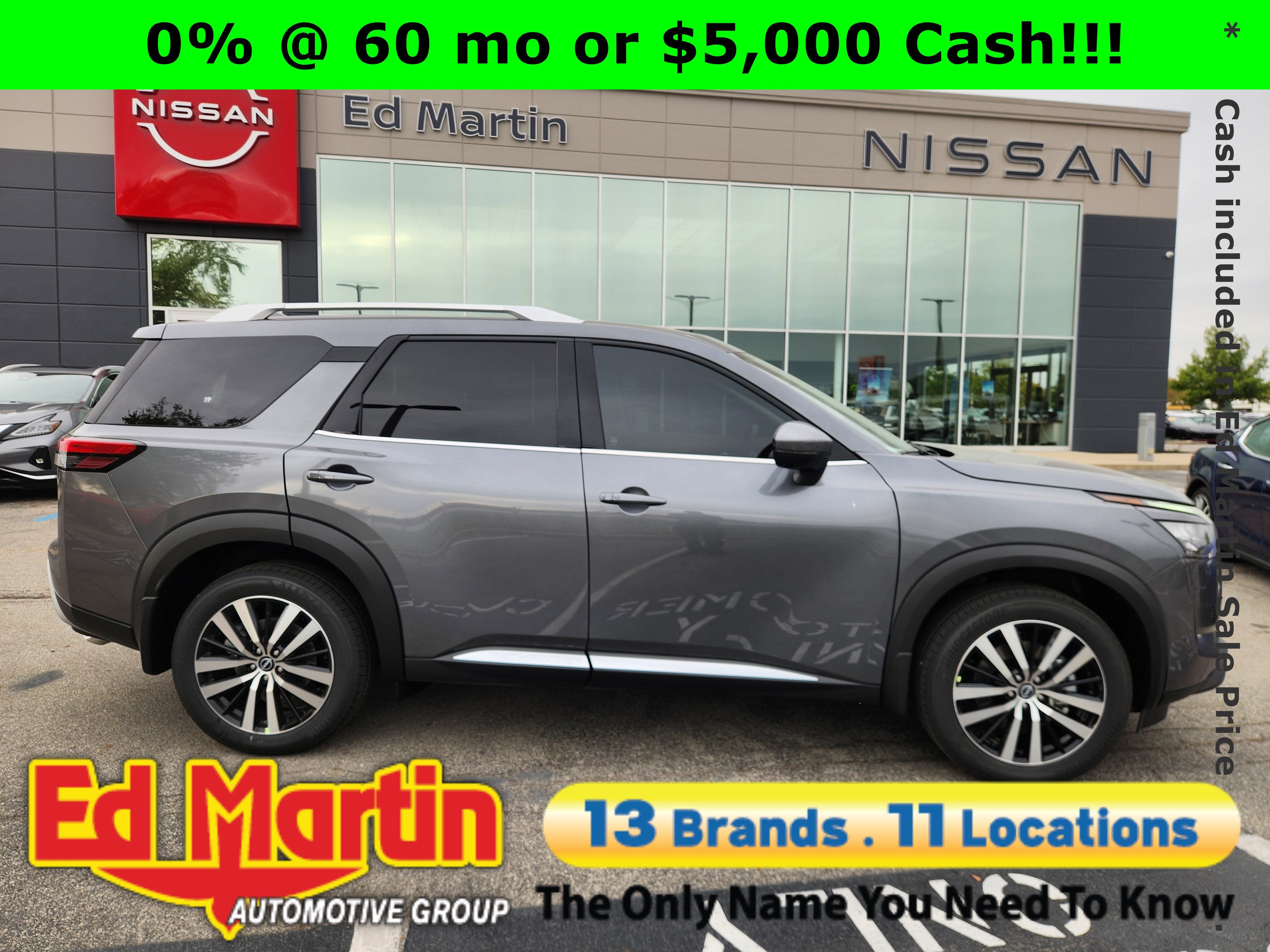 2025 Nissan Pathfinder Platinum