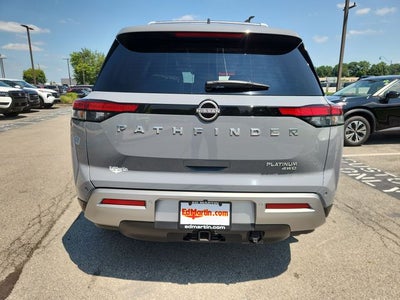 2025 Nissan Pathfinder Platinum