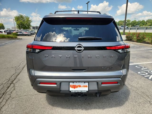 2026 Nissan Pathfinder Platinum