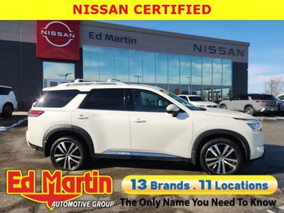 2024 Nissan Pathfinder Platinum