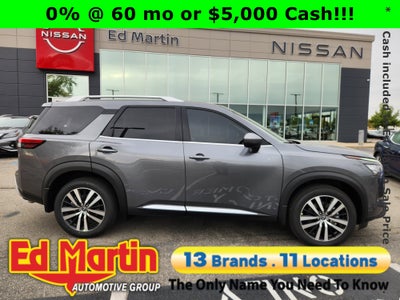 2025 Nissan Pathfinder Platinum