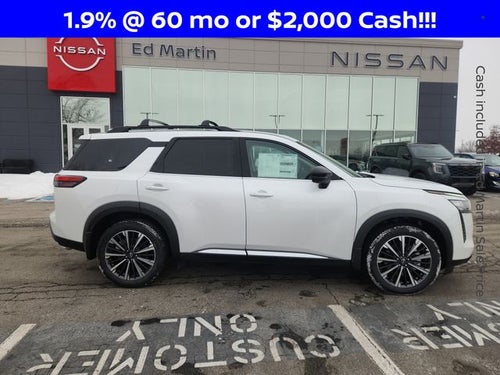 2026 Nissan Pathfinder Platinum