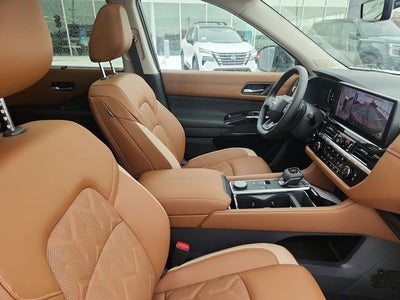 2026 Nissan Pathfinder Platinum