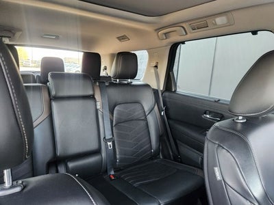 2025 Nissan Pathfinder Platinum