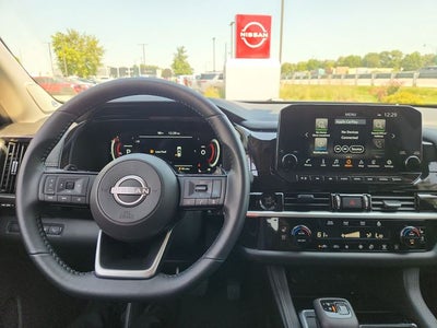 2025 Nissan Pathfinder Platinum