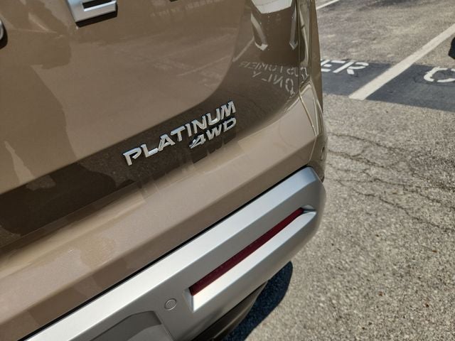 2024 Nissan Pathfinder Platinum