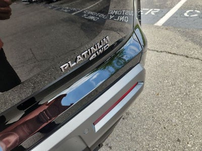 2026 Nissan Pathfinder Platinum