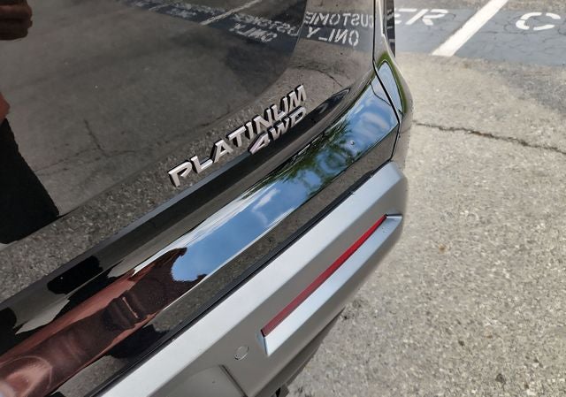 2026 Nissan Pathfinder Platinum