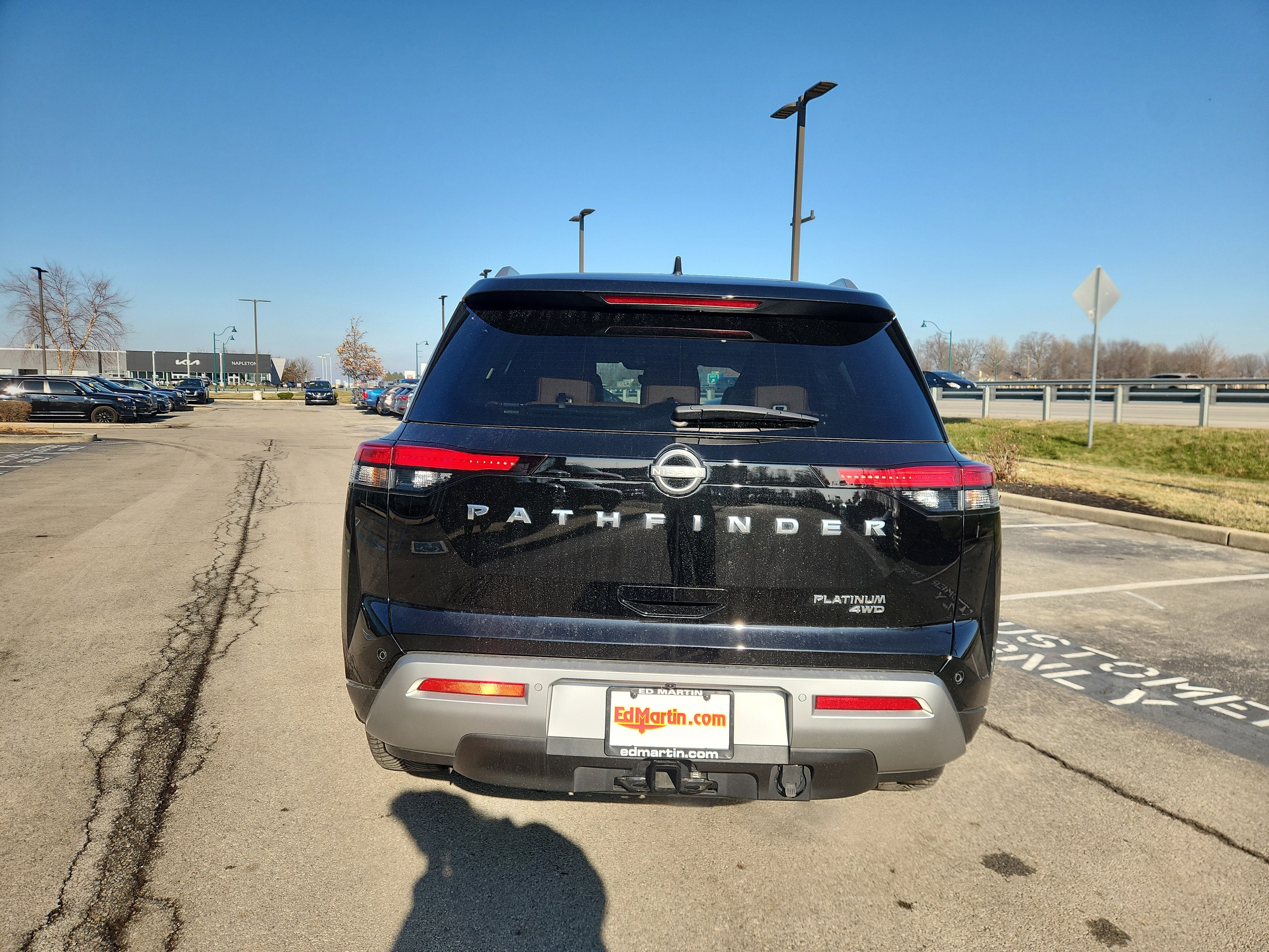 2024 Nissan Pathfinder Platinum