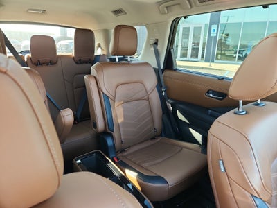 2024 Nissan Pathfinder Platinum