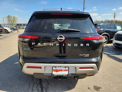 2023 Nissan Pathfinder Platinum