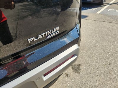 2023 Nissan Pathfinder Platinum
