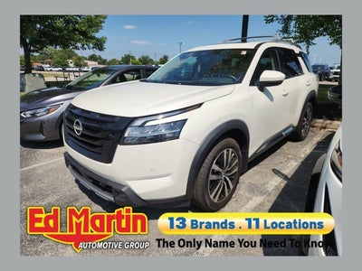 2024 Nissan Pathfinder Platinum