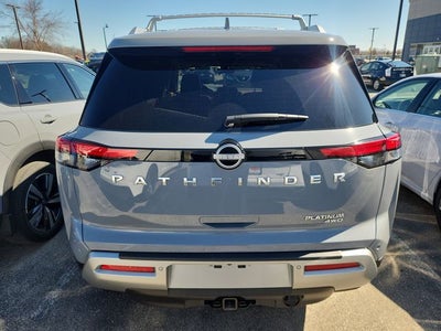 2025 Nissan Pathfinder Platinum