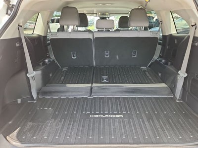 2021 Toyota Highlander Hybrid LE