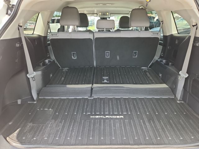 2021 Toyota Highlander Hybrid LE