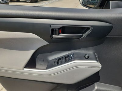 2021 Toyota Highlander Hybrid LE