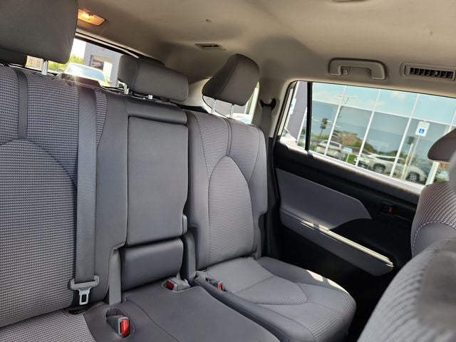 2021 Toyota Highlander Hybrid LE