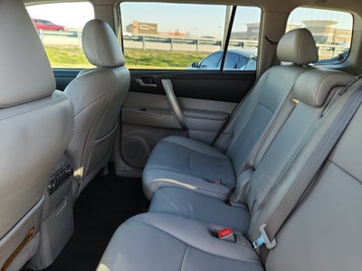 2012 Toyota Highlander SE