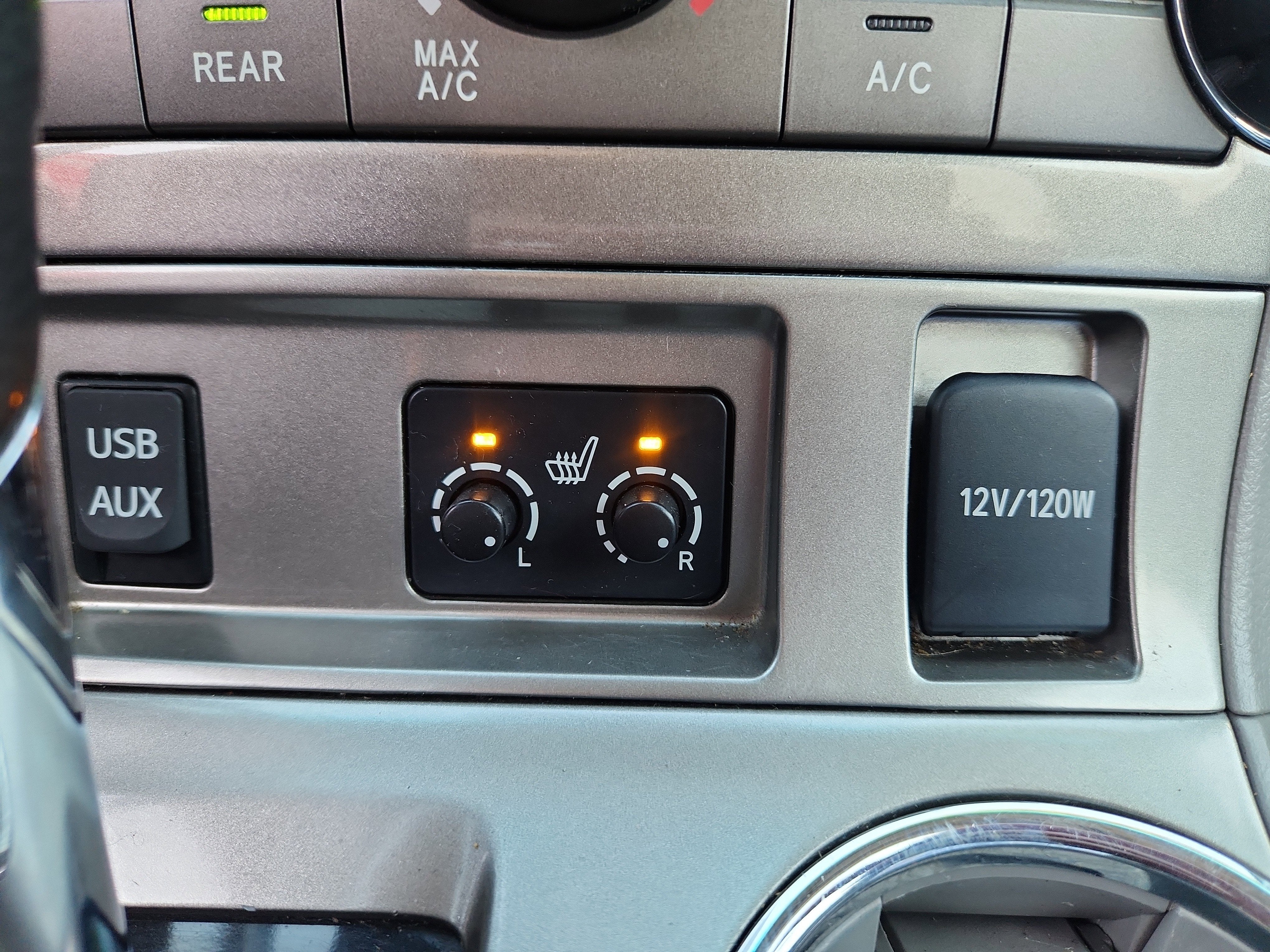 2012 Toyota Highlander SE