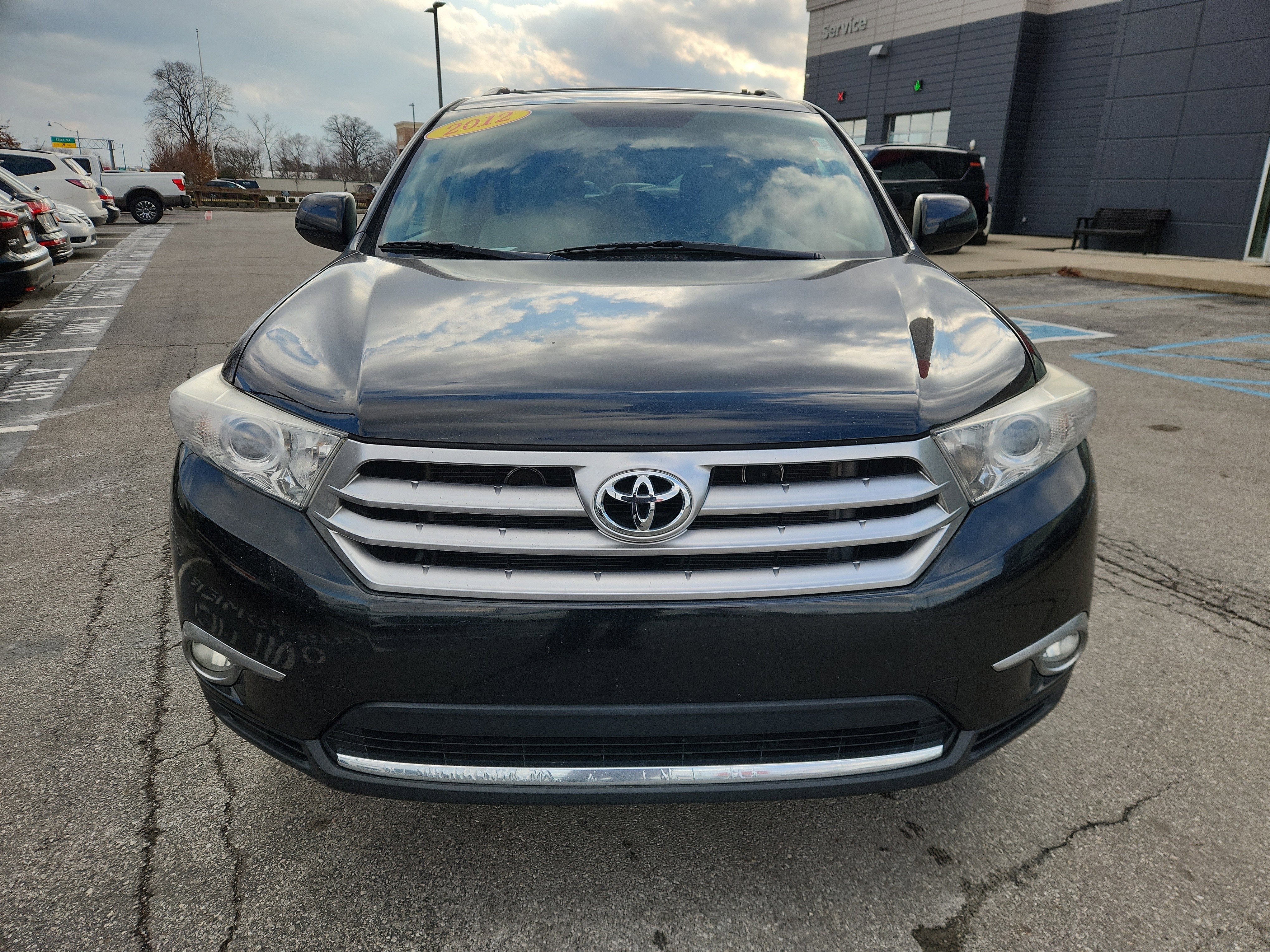2012 Toyota Highlander SE