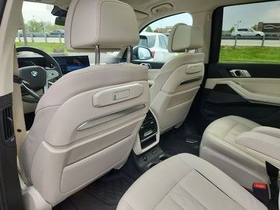 2024 BMW X7 xDrive40i