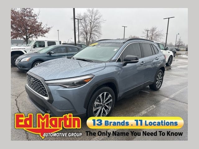 2025 Toyota Corolla Cross XLE