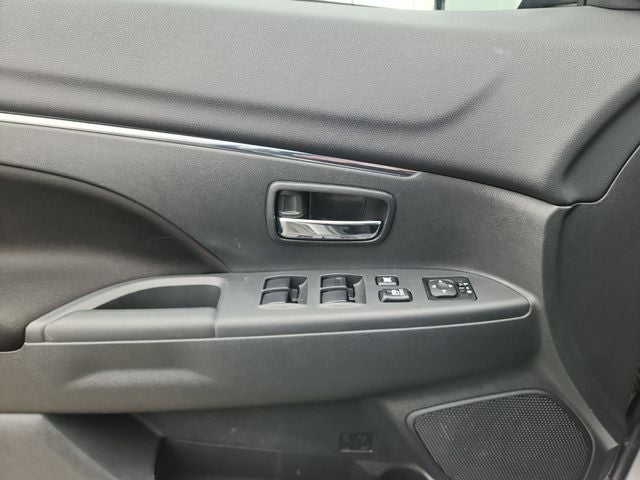 2025 Mitsubishi Outlander Sport 2.0 ES