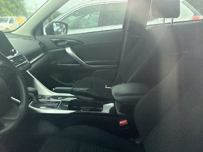 2022 Mitsubishi Eclipse Cross LE