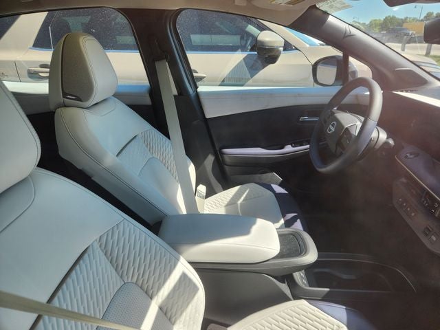 2026 Nissan Leaf PLATINUM+
