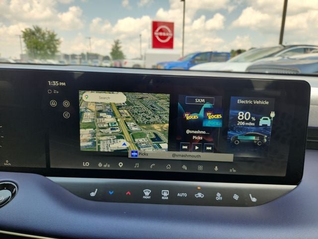 2026 Nissan Leaf PLATINUM+