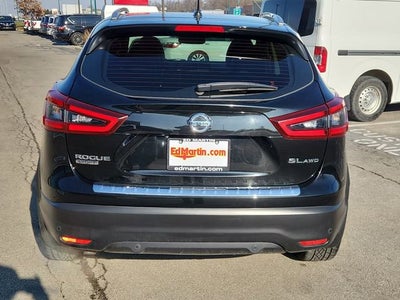 2022 Nissan Rogue Sport SL
