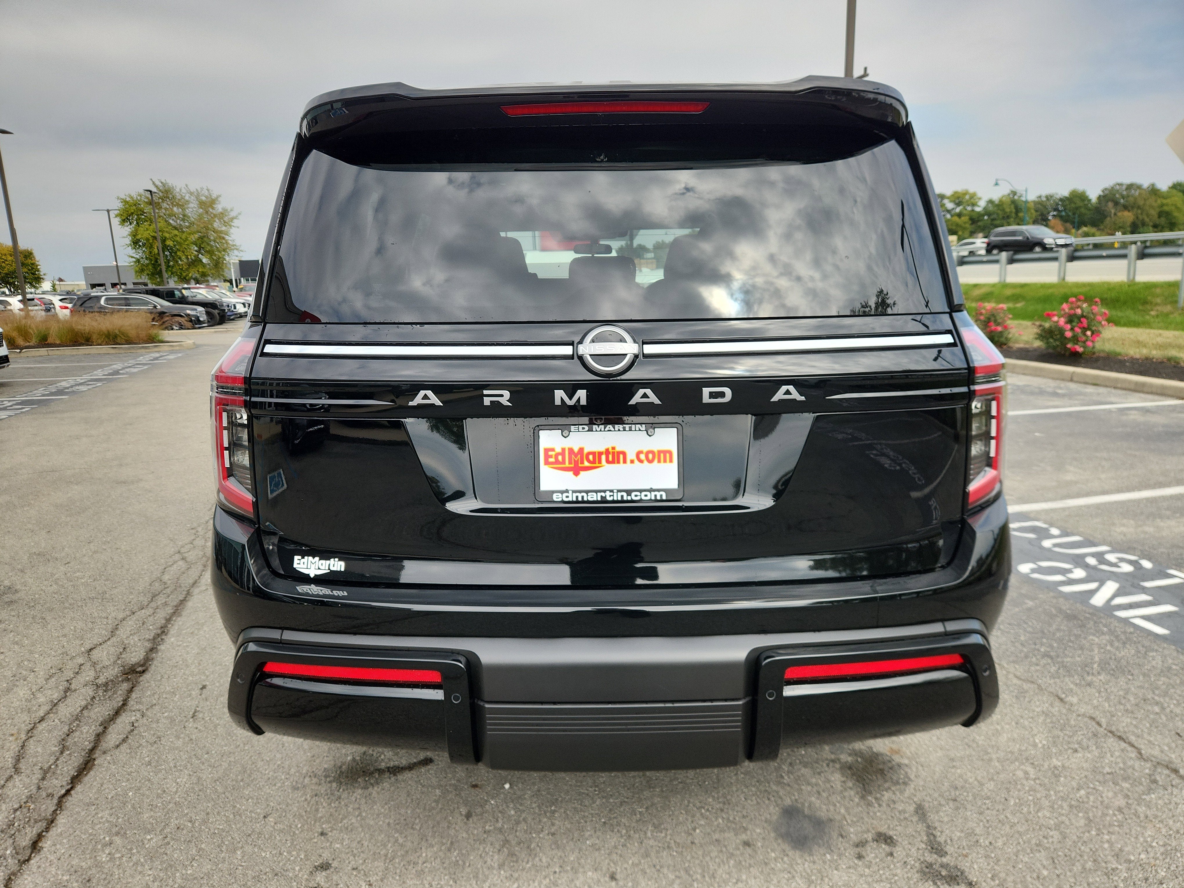 2026 Nissan Armada SV