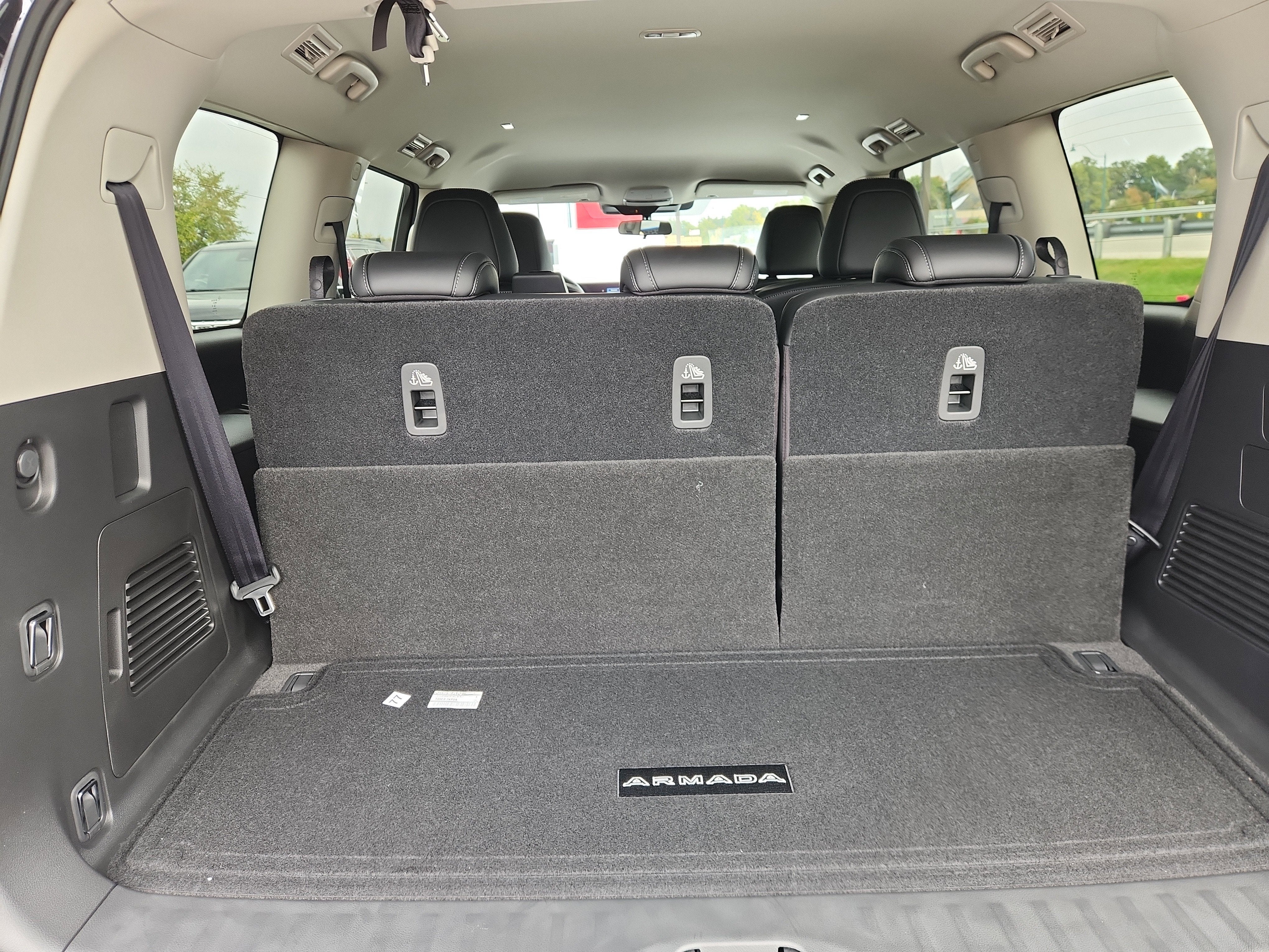 2026 Nissan Armada SV