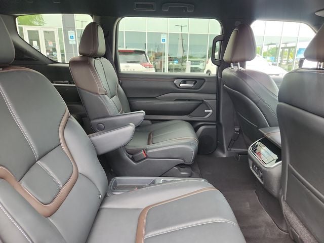 2025 Nissan Armada SL